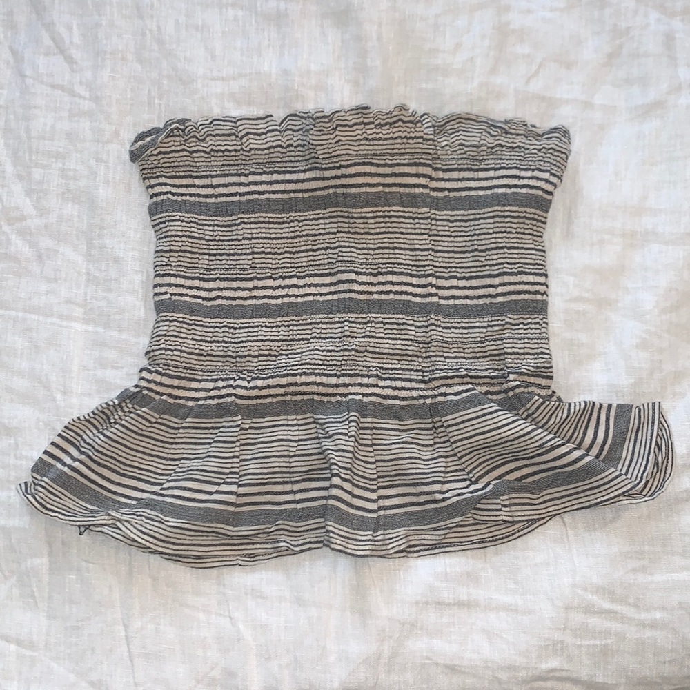Grey strapless top